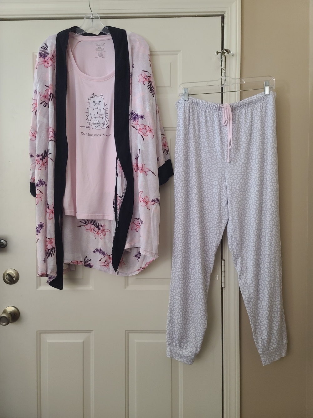 Rene Rofe Pink Floral Robe & Tank Pajama Set with Light Gray Pants